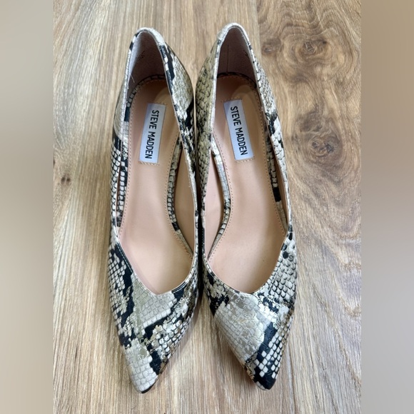 Steve Madden Savvy Tan Snake Print Pumps Size 8.5 LNC - Picture 1 of 6